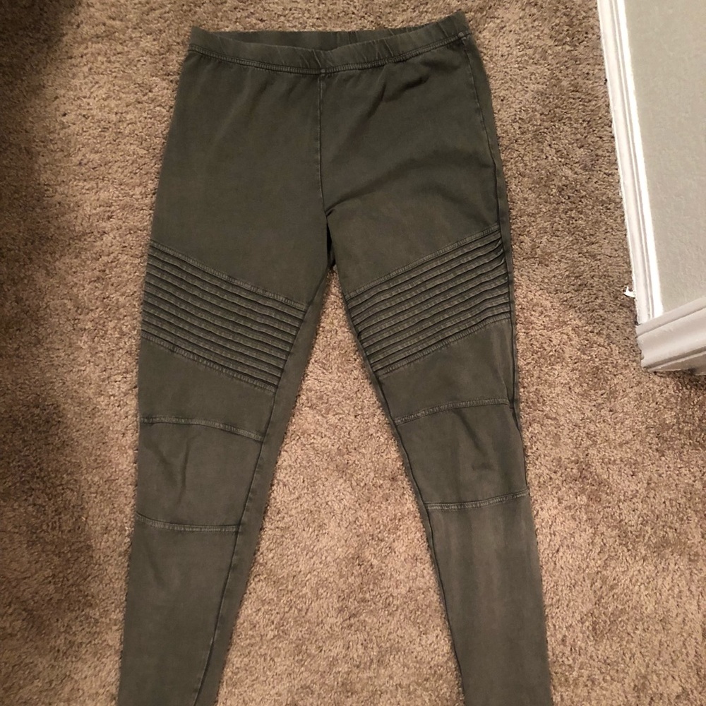 BP ribbed leggings